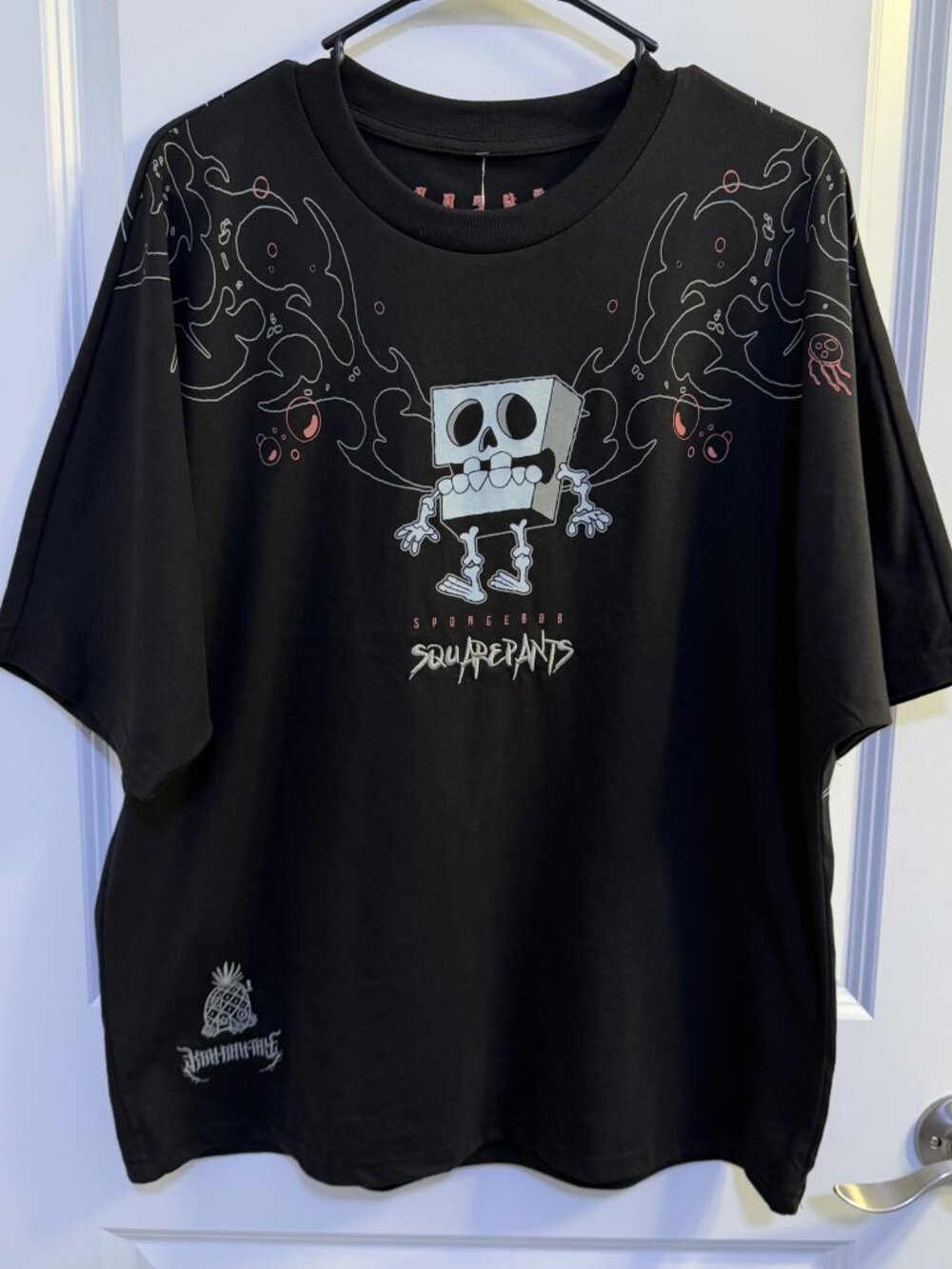 Nickelodeon SpongeBob SquarePants Skeleton Metal Graphic T-Shirt Black Large NWT